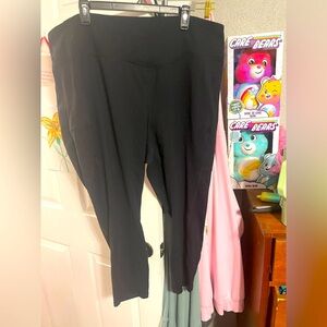 Torrid Active Cropped Leggings